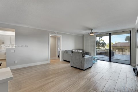 Condo in Jupiter, Florida, 2 bedrooms  № 1859822 - photo 17