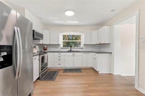 Villa ou maison à vendre à DeLand, Floride: 3 chambres, 128.11 m2 № 2408563 - photo 6