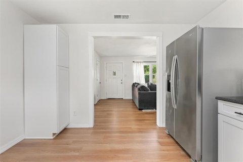 Villa ou maison à vendre à DeLand, Floride: 3 chambres, 128.11 m2 № 2408563 - photo 8