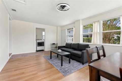 Villa ou maison à vendre à DeLand, Floride: 3 chambres, 128.11 m2 № 2408563 - photo 12