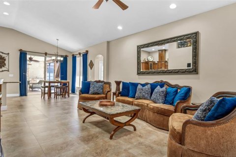 Casa en alquiler en Wesley Chapel, Florida, 4 dormitorios, 220.55 m2 № 2114238 - foto 13