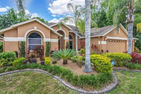 Casa en alquiler en Wesley Chapel, Florida, 4 dormitorios, 220.55 m2 № 2114238 - foto 2