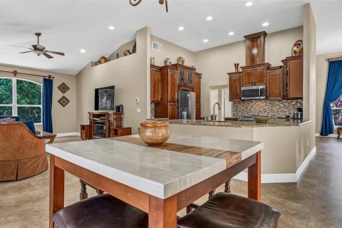 Casa en alquiler en Wesley Chapel, Florida, 4 dormitorios, 220.55 m2 № 2114238 - foto 11