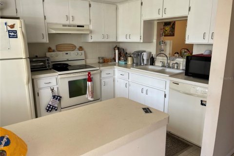 Condominio en venta en Dunedin, Florida, 2 dormitorios, 98.48 m2 № 1734570 - foto 3