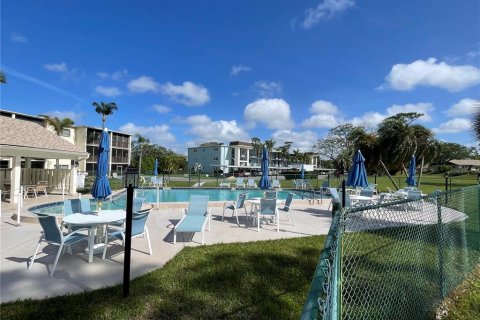 Condominio en venta en Dunedin, Florida, 2 dormitorios, 98.48 m2 № 1734570 - foto 18