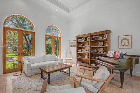 Casa en venta en Miami, Florida, 5 dormitorios, 444.82 m2 № 2049349 - foto 7
