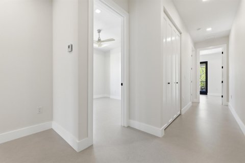 Adosado en venta en Fort Lauderdale, Florida, 3 dormitorios, 252.97 m2 № 2268478 - foto 20