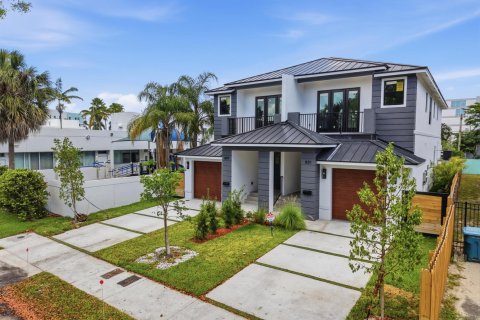 Adosado en venta en Fort Lauderdale, Florida, 3 dormitorios, 252.97 m2 № 2268478 - foto 4