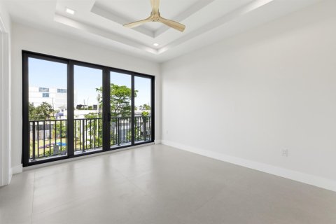 Adosado en venta en Fort Lauderdale, Florida, 3 dormitorios, 252.97 m2 № 2268478 - foto 21