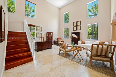 Casa en venta en Palmetto Bay, Florida, 5 dormitorios, 311.87 m2 № 1756732 - foto 3