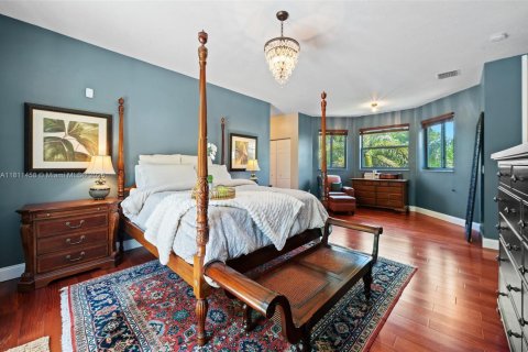 Casa en venta en Palmetto Bay, Florida, 5 dormitorios, 311.87 m2 № 1756732 - foto 22