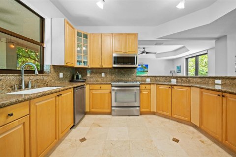 Casa en venta en Palmetto Bay, Florida, 5 dormitorios, 311.87 m2 № 1756732 - foto 8