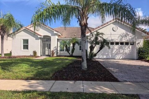 House in BELLALAGO in Kissimmee, Florida 3 bedrooms, 156.73 sq.m. № 2353184