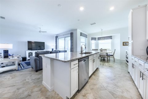 Copropriété à louer à Punta Gorda, Floride: 2 chambres, 111.3 m2 № 331871 - photo 8