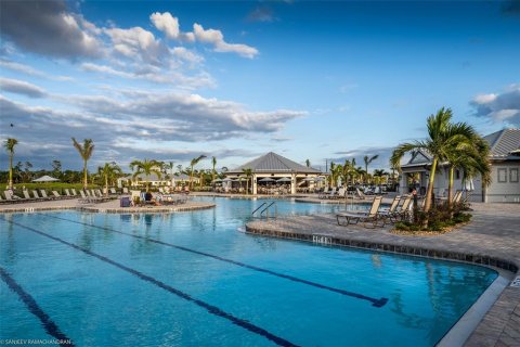 Copropriété à louer à Punta Gorda, Floride: 2 chambres, 111.3 m2 № 331871 - photo 2
