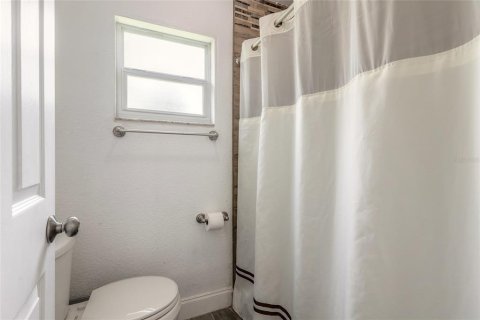 Купить виллу или дом в Порт-Оранж, Флорида 6 комнат, 111.48м2, № 1765868 - фото 12