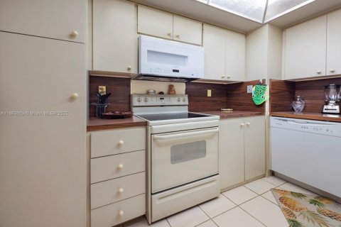 Condominio en venta en Fort Lauderdale, Florida, 2 dormitorios, 110.55 m2 № 1893157 - foto 10