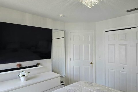 House in Davenport, Florida 3 bedrooms, 110.09 sq.m. № 1893900 - photo 16