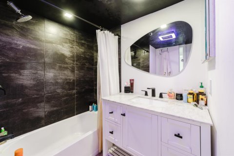 Купить кондоминиум в Бока-Ратон, Флорида 4 комнаты, 111.48м2, № 2082792 - фото 24