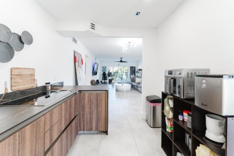 Купить кондоминиум в Бока-Ратон, Флорида 4 комнаты, 111.48м2, № 2082792 - фото 8