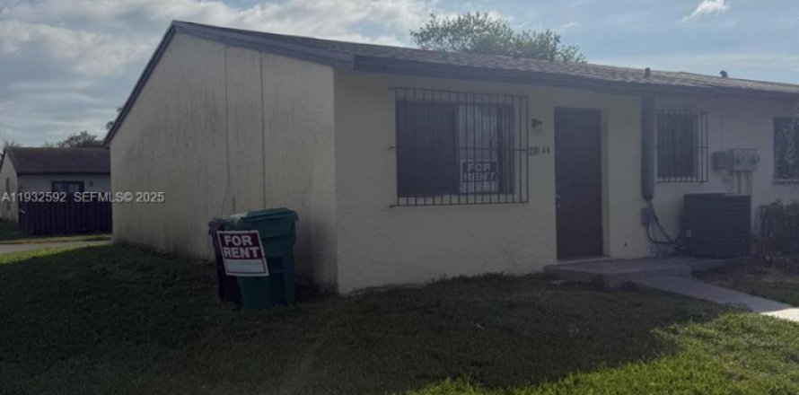 Кондоминиум с 2 спальнями в Хомстед, Флорида № 1991498