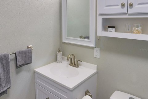 House in Bartow, Florida 2 bedrooms, 137.87 sq.m. № 2235038 - photo 6