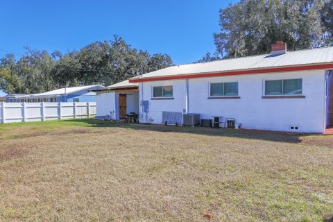 House in Bartow, Florida 2 bedrooms, 137.87 sq.m. № 2235038 - photo 2