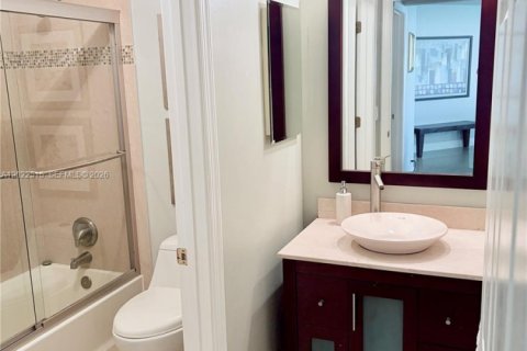 Casa en venta en Weston, Florida, 4 dormitorios, 261.24 m2 № 2257045 - foto 6