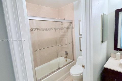 Casa en venta en Weston, Florida, 4 dormitorios, 261.24 m2 № 2257045 - foto 7