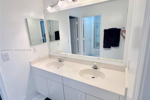 Casa en venta en Weston, Florida, 4 dormitorios, 261.24 m2 № 2257045 - foto 13