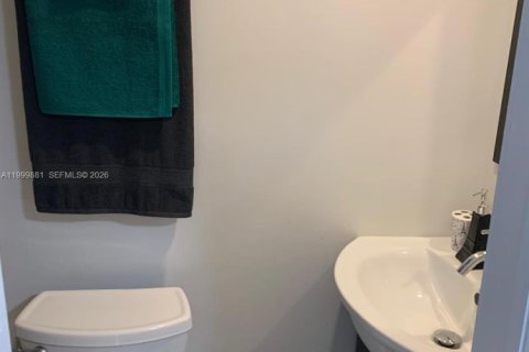 Appartement à louer à Miami, Floride: 128.48 m2 № 2065777 - photo 9