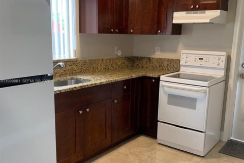 Appartement à louer à Miami, Floride: 128.48 m2 № 2065777 - photo 3