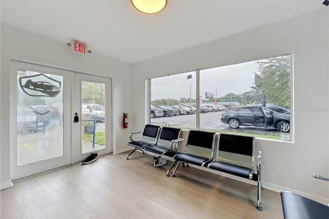 Commercial property in Orlando, Florida 183.85 sq.m. № 2426947 - photo 26