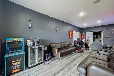 Commercial property in Orlando, Florida 183.85 sq.m. № 2426947 - photo 7