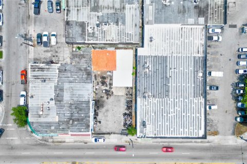 Купить коммерческую недвижимость в Майами, Флорида № 2021437 - фото 13