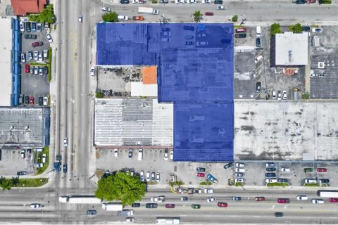 Купить коммерческую недвижимость в Майами, Флорида № 2021437 - фото 5