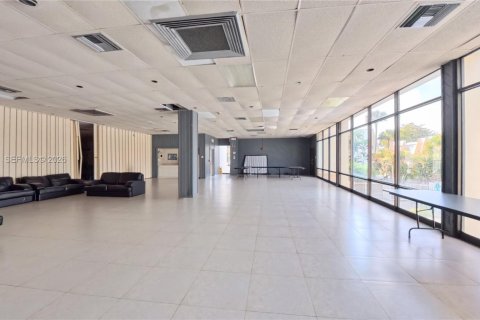 Condo in Aventura, Florida, 3 bedrooms  № 2043099 - photo 12