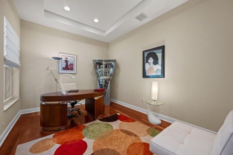 House in Wellington, Florida 5 bedrooms, 374.77 sq.m. № 2190194 - photo 19