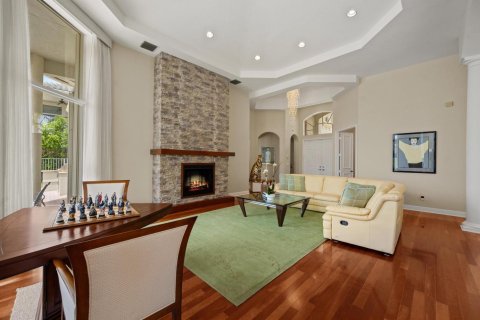 House in Wellington, Florida 5 bedrooms, 374.77 sq.m. № 2190194 - photo 5
