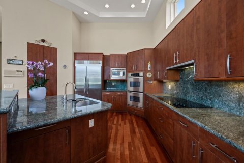 House in Wellington, Florida 5 bedrooms, 374.77 sq.m. № 2190194 - photo 12