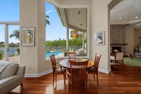 House in Wellington, Florida 5 bedrooms, 374.77 sq.m. № 2190194 - photo 10