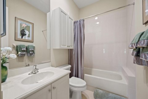 House in Wellington, Florida 5 bedrooms, 374.77 sq.m. № 2190194 - photo 21