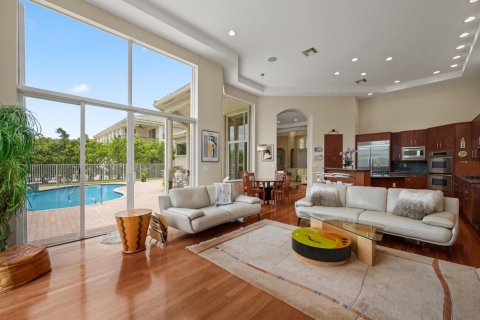 House in Wellington, Florida 5 bedrooms, 374.77 sq.m. № 2190194 - photo 7
