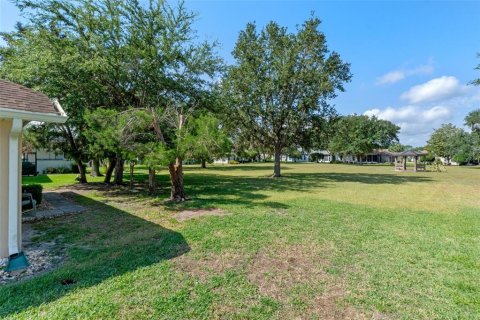 House in Leesburg, Florida 3 bedrooms, 149.29 sq.m. № 1677099 - photo 30