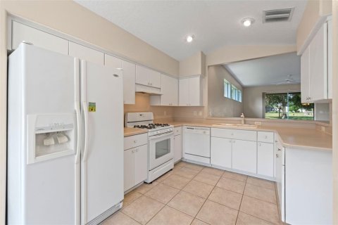 House in Leesburg, Florida 3 bedrooms, 149.29 sq.m. № 1677099 - photo 13