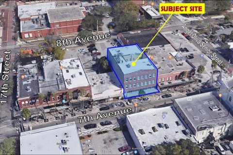 Propiedad comercial en alquiler en Tampa, Florida, 170.75 m2 № 1681174 - foto 11