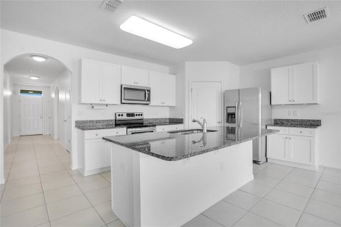 Villa ou maison à vendre à Orlando, Floride: 4 chambres, 169.83 m2 № 1866710 - photo 4