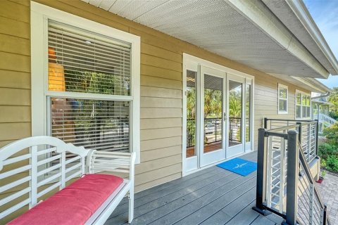 House in Sarasota, Florida 4 bedrooms, 295.43 sq.m. № 2403214 - photo 7
