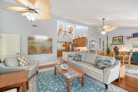 House in Sarasota, Florida 4 bedrooms, 295.43 sq.m. № 2403214 - photo 27