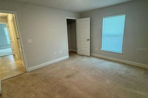 House in Haines City, Florida 3 bedrooms, 183.48 sq.m. № 2376654 - photo 11
